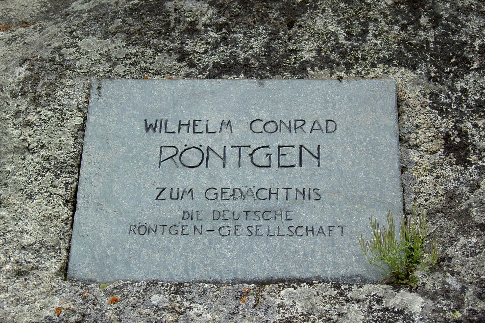 Röntgenplatz Gedenktafel Wilhelm Conrad Röntgen (1845